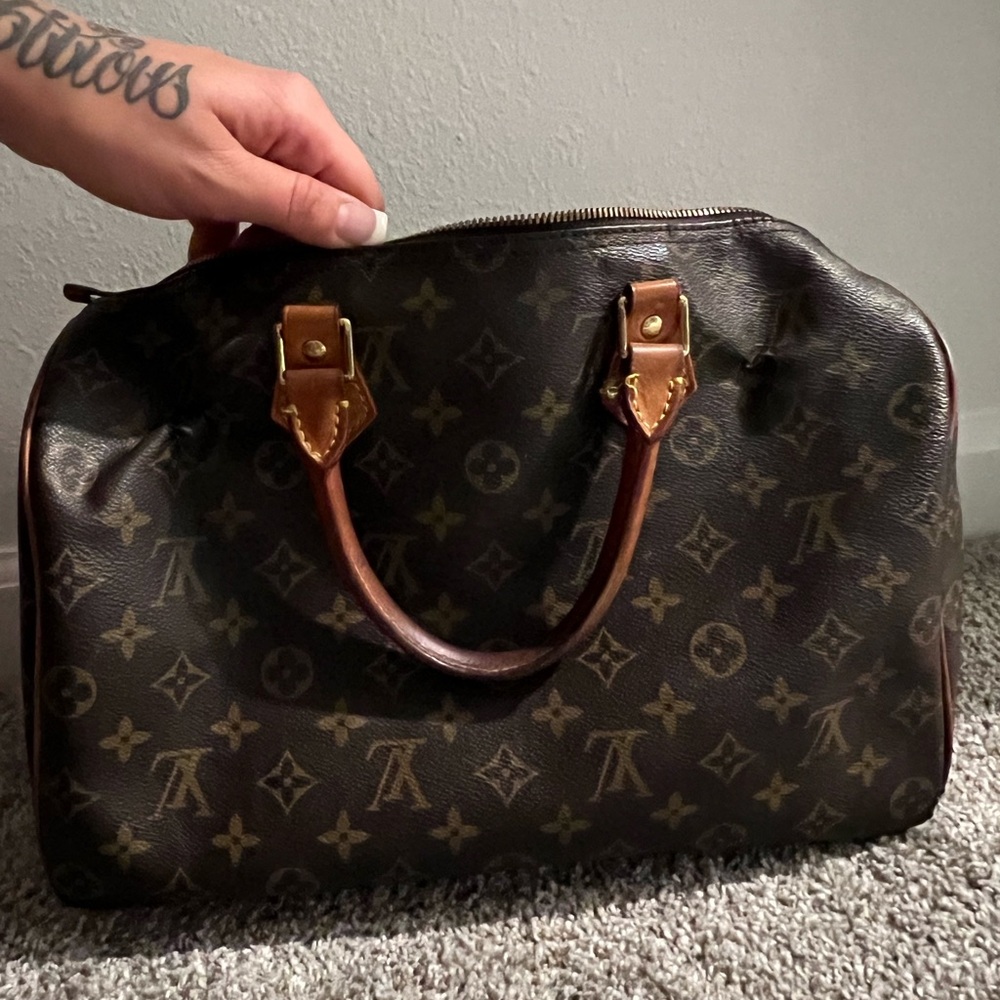 Louis Vuitton Speedy